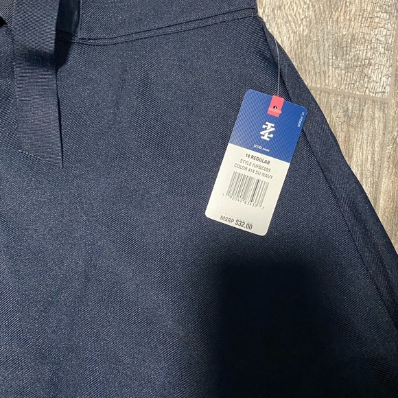 IZOD approved school wear flair skirt - Picture 2 of 16